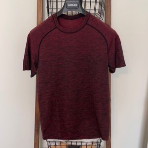 Men’s Lululemon metal vent tech Short sleeve